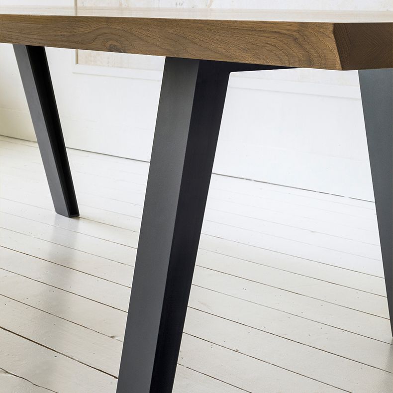 Mesa de comedor de rectángulo marrón industrial Mesa de comedor estándar de madera maciza con 4 patas Base