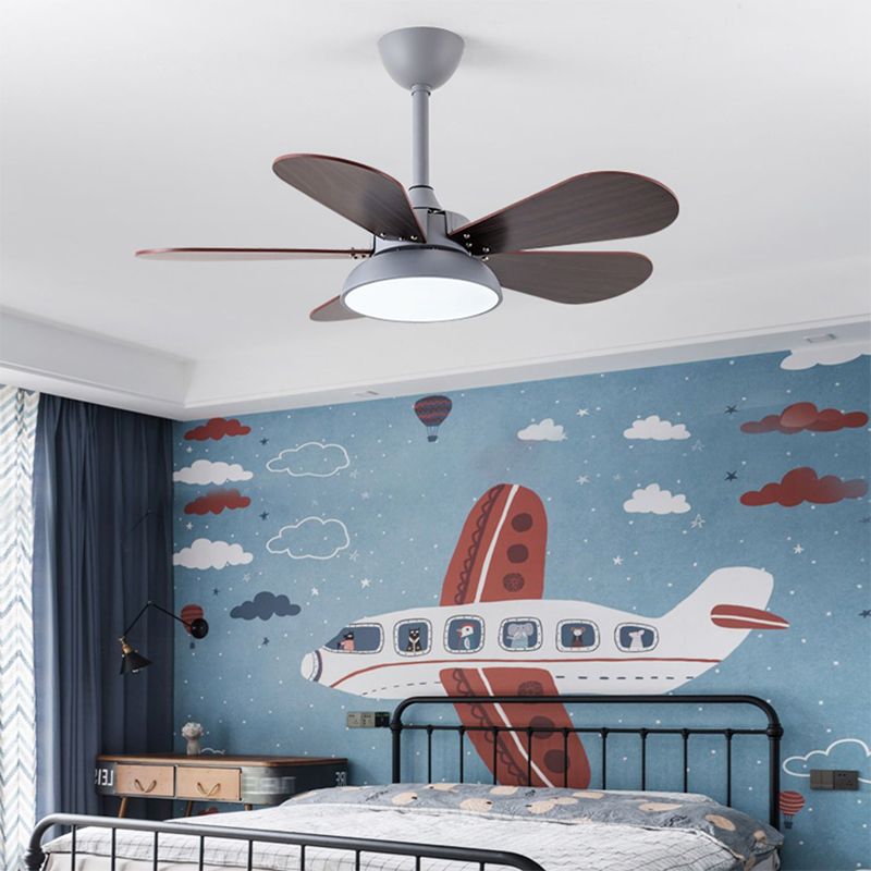 5 - Blades Kids Style Ceiling Fan Metal and Wood Fan Lighting Fixture in Grey / White