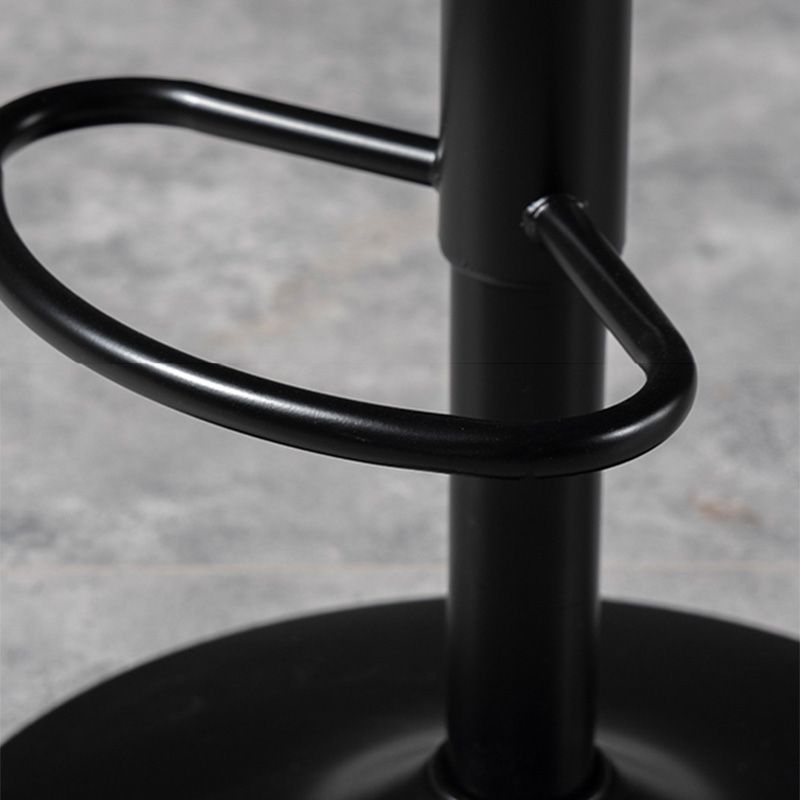 Taburete de bar de estilo industrial, asiento de cuero con respaldo bajo para barra de cocina