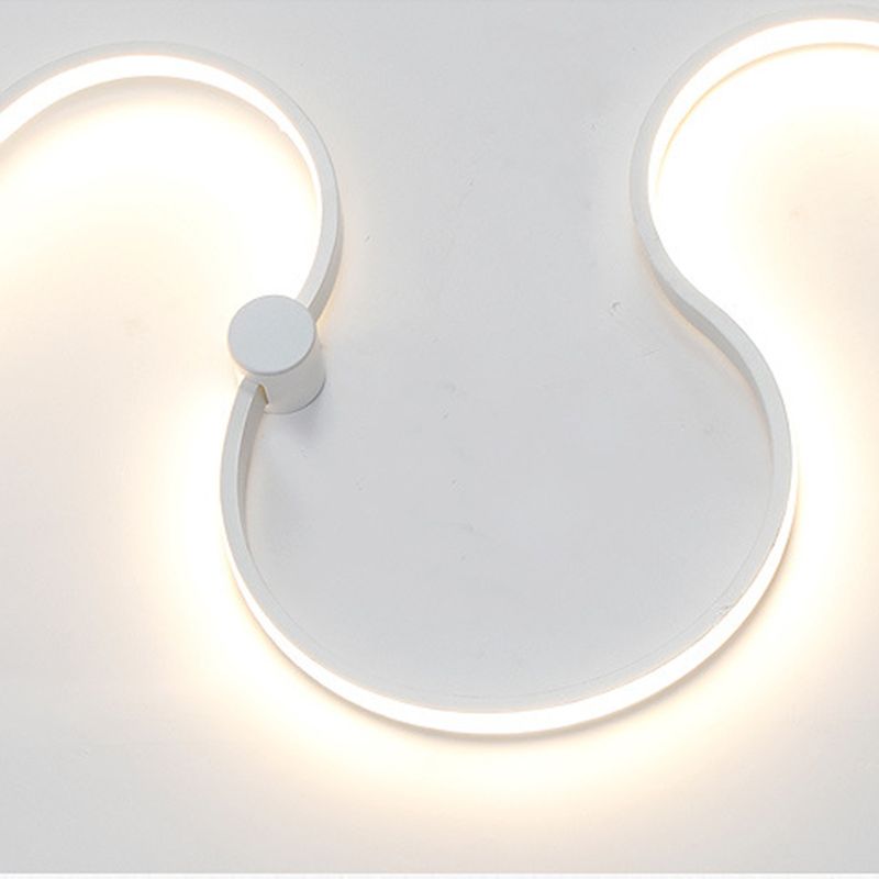 Modern Simplicity LED Wall Light Lacquered Aluminium Linear Wall Sconce with Acrylic Shade