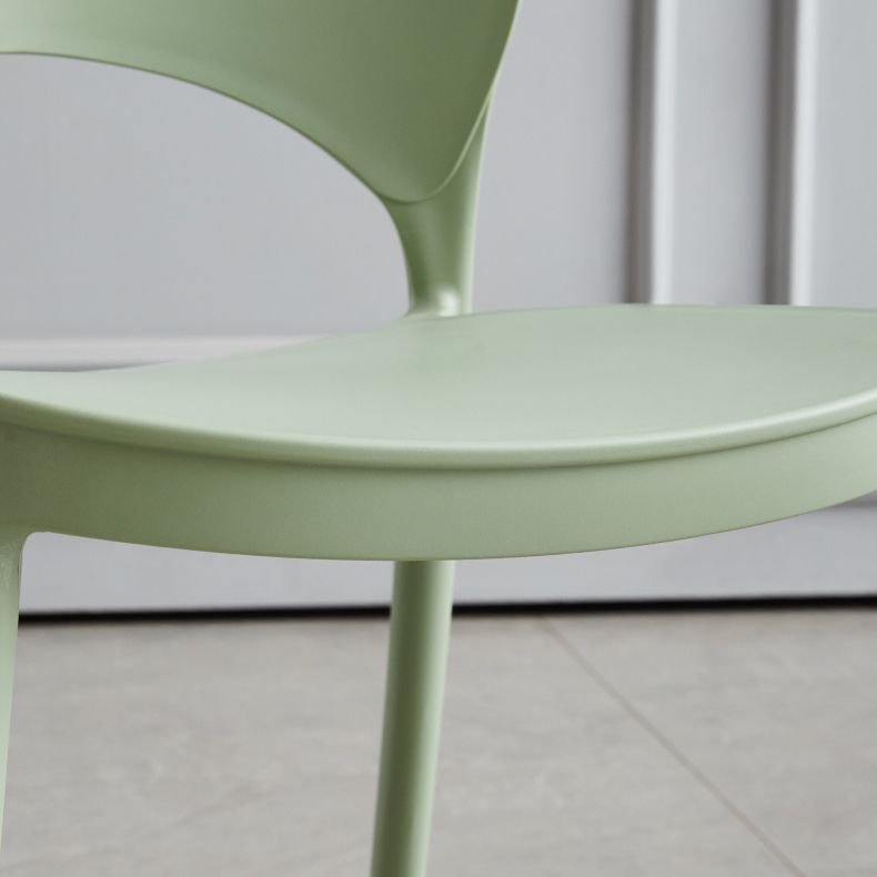 Chaise d'appoint empilable nordique, chaise de salle à manger de cuisine en plastique à dossier ouvert