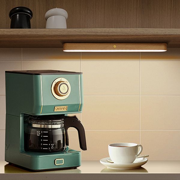 Lampada con palette lineari in legno Pronchine Minimalismo SCONCE PER BAGNI