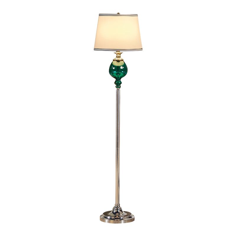 Conical Shade Strak Strak Vloer Licht Traditionele stijl Stoffen 1 Licht Beige Standing Up Lamp