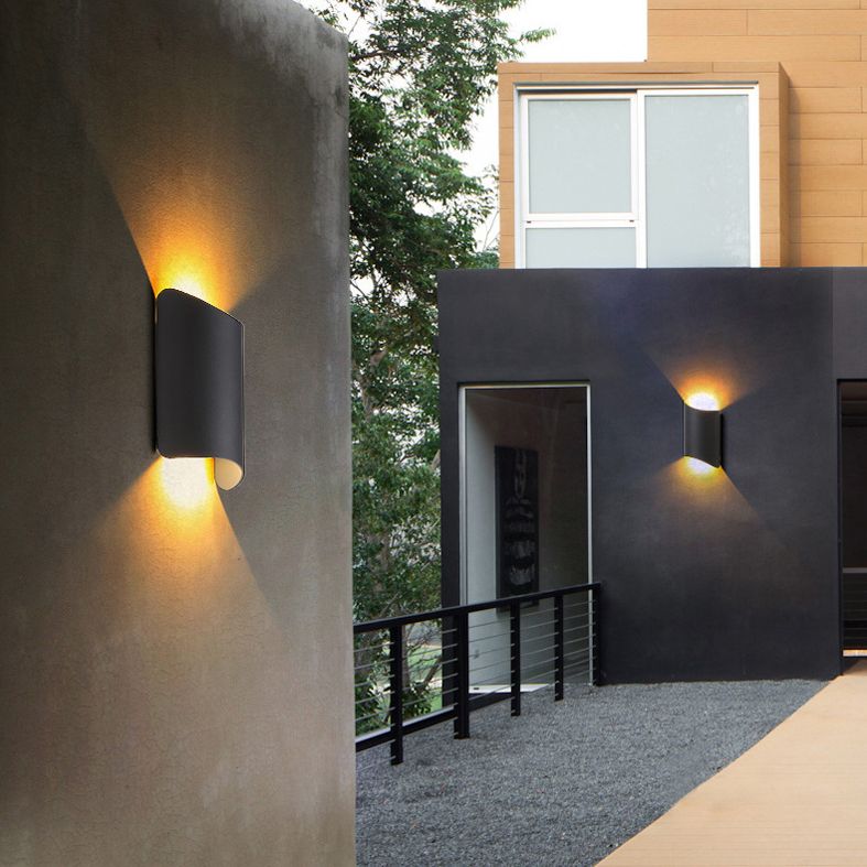 Black 2-Light LED Wall Lamp in Modern Simplicity Aluminium Waterproof Wall Light with Glass Shade