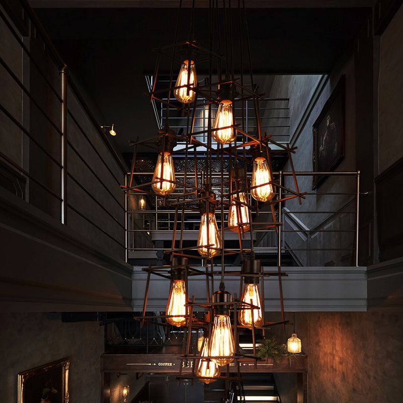 Luz colgante geométrica negra en araña de hierro forjado de estilo vintage industrial con marco de hierro