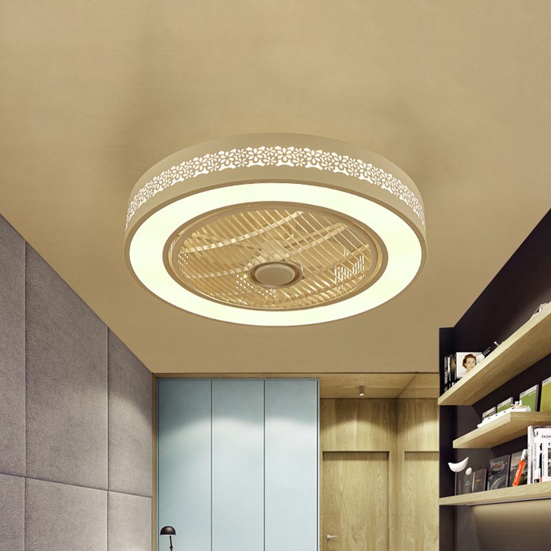 Acryl weiß hängende Lüfterlampe Runde LED 21,5 "Weitminimalismus Halbflush -Deckenleuchte mit 4 Klingen