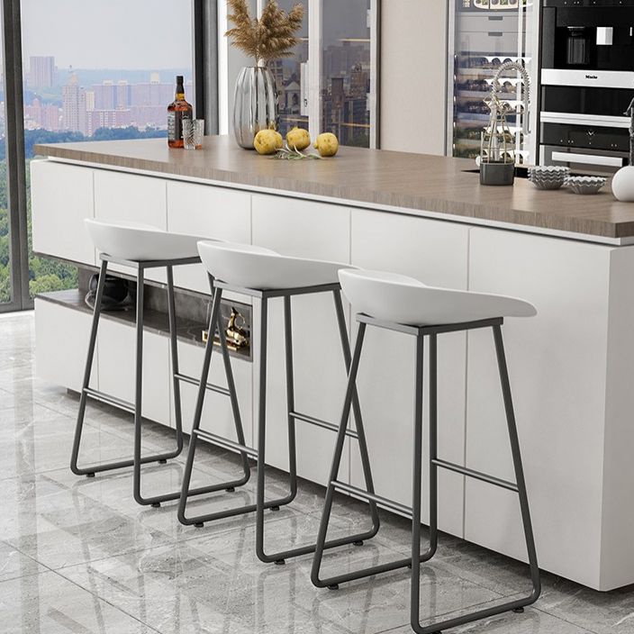 Modern Milk Tea Shop Footrest Barstool Matte Finish Plastic Stool