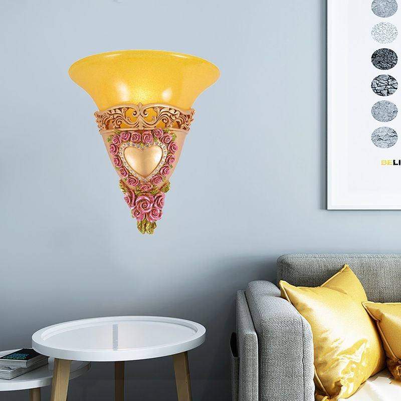 1 Bulb Trumpet Shape Sconce Light Colonial Style Yellow Glass Wall Lighting Fixture