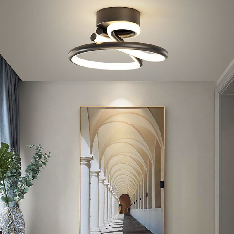 Linear Metal Ceiling Light Nordic LED Flush Mount Light for Living Room