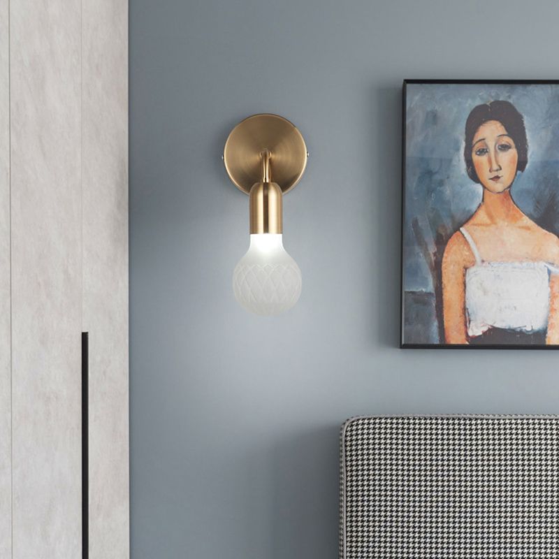 Creative Glass Ball Wall Mount Lighting Metal Arm Wall Light for Bedside TV Background