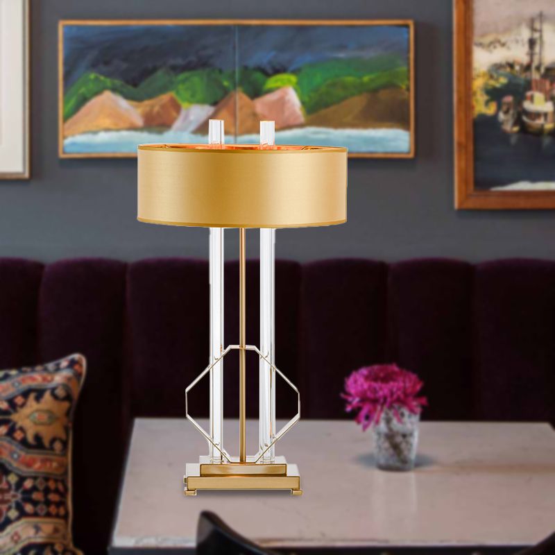 Lampada da tavolo con paralume dritto, illuminazione da lavoro in tessuto modernista, 1 lampadina, lampada da lettura in oro