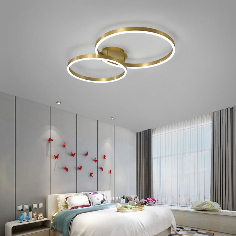 Metal Circle Ceiling Flush Mount Light Modern Style LED Gold Ceiling Light Fixture
