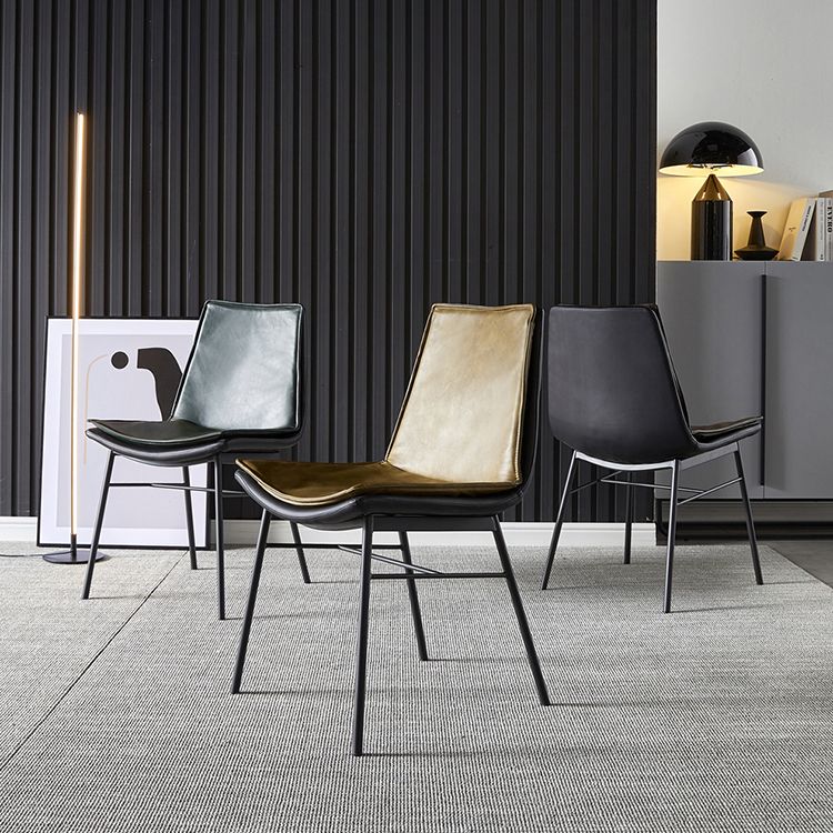 Chaises de salle à manger en cuir de style industriel Chaises d'appoint sans accoudoirs à dossier solide (Ensemble de 2)