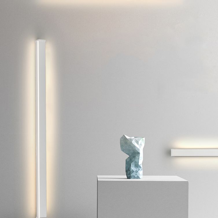 Modern Minimalist Style Linear Flush Mount Wall Sconce Aluminum Wall Mount Light Fixture in Black Finish