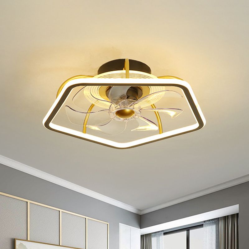 Pentagon Hanging Fan Light Contemporary Acryl 19 "W LED Schlafzimmer Semi Flush Mount in Schwarz/Gold, 7 Klingen
