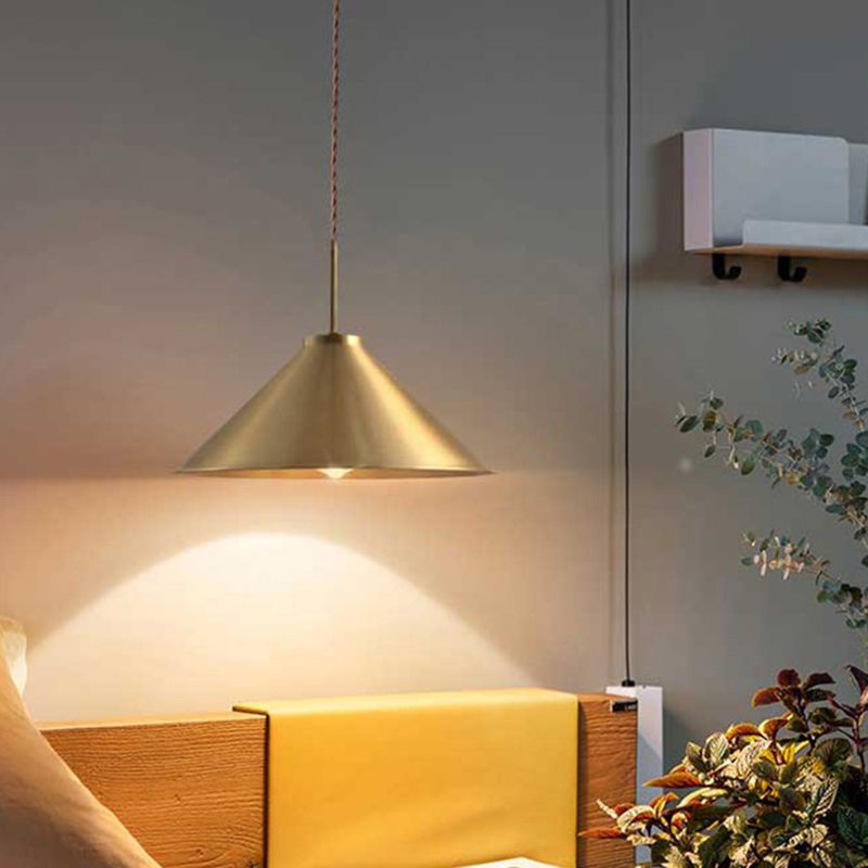 Postmodern Metal Hanging Light Pendant Light 1 Head Hanging Light for Kitchen