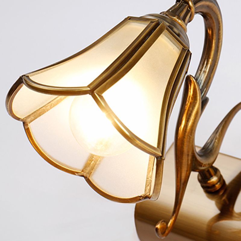 Éclairage de miroir en laiton Améliement mural luminaire pour salle d'eau de salle de bain