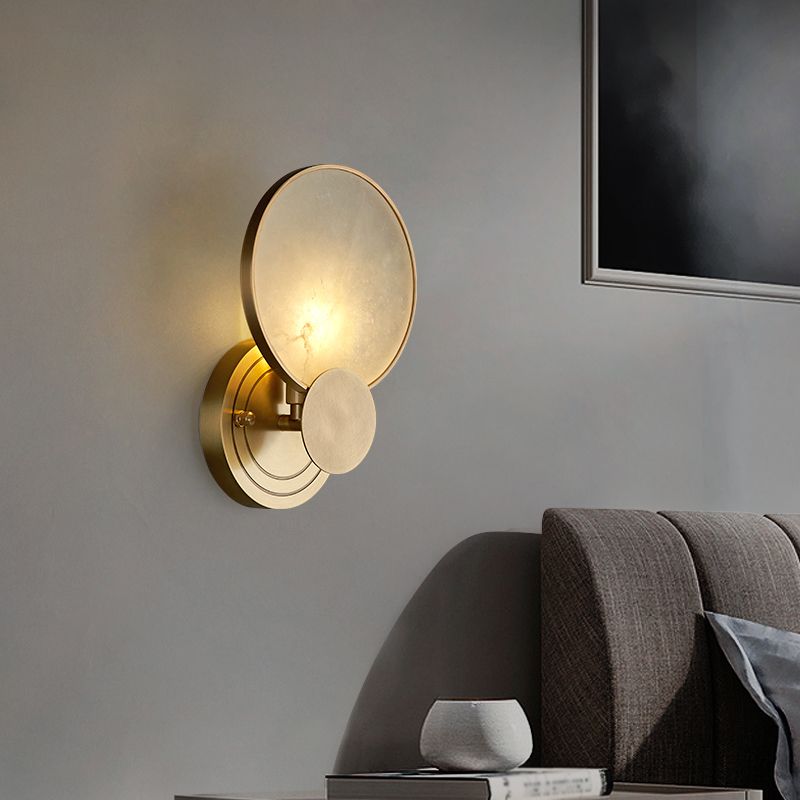 Retro Style Brass Wall Light Round Shape Gold Wall Sconce with Mica for Living Room
