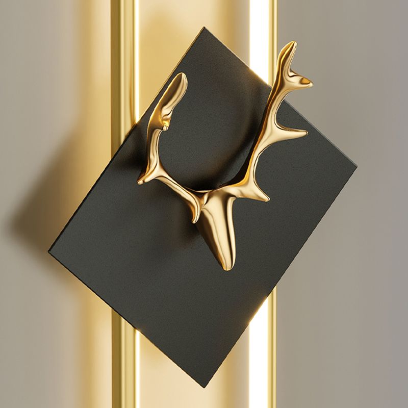 Oval Shape Metal Wall Light Modern Style 1 Light Wall Lighting Idea