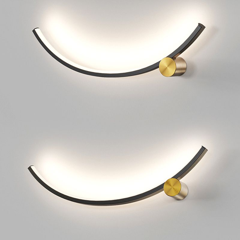 Linear Shape Wall Lamp Modern Style Acrylic 1 Light Sconce in Black