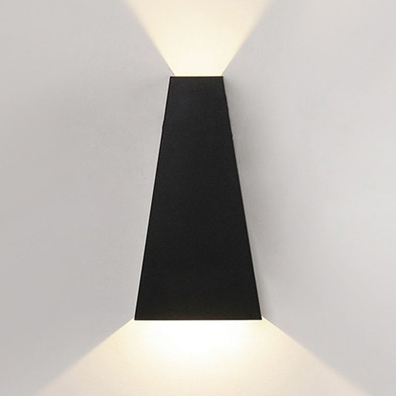 Iluminación de pared de sombra geométrica de metal estilo moderno 2 luces livianas montadas en la pared