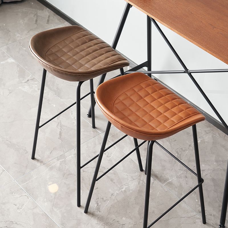 Industrial Indoor Barstool Iron Distressed Quilted Tall Stool with Leather Seat