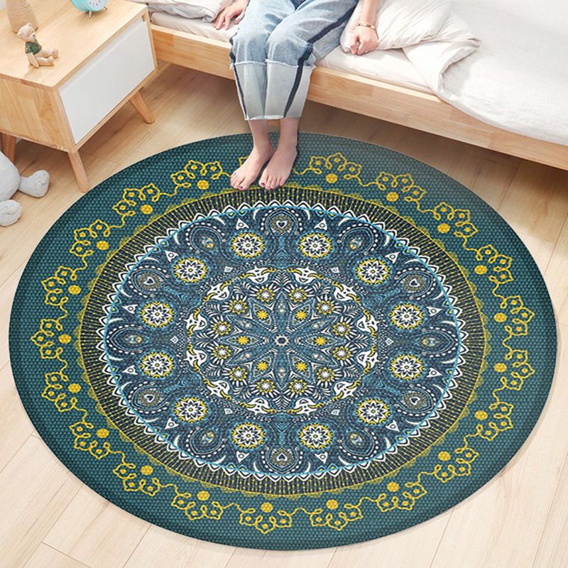 Classic Flower Patterned Rug Multicolor Bohemian Rug Polypropylene Washable Stain Resistant Non-Slip Backing Rug for Home