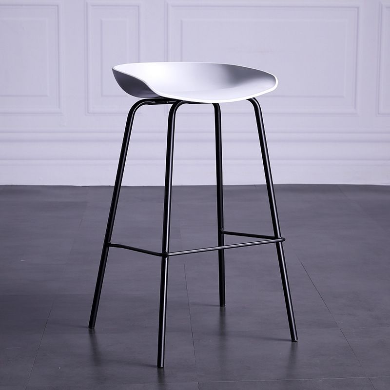 Contemporary Armless Low Backrest Counter Stool Iron Bar Stool with Footrest