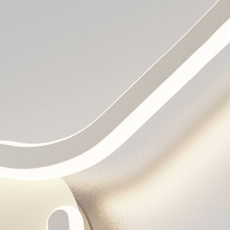 Linear Shape Metal Wall Sconce Modern Single Light Wall Mount Lighting