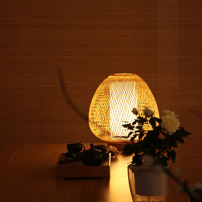 1 tâche de tête de chambre à coucher léger en bois asiatique petite lampe de bureau avec une teinte en bambou artisanale
