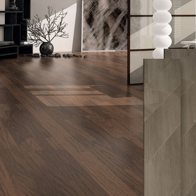 Water-Resistant Laminate Click Lock Brown Wooden Laminate Flooring