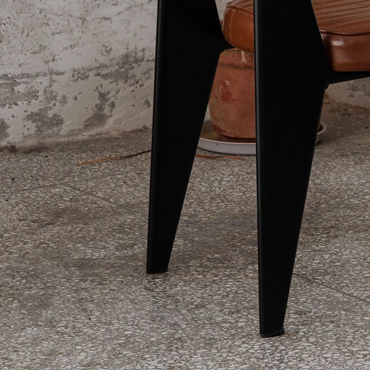 Les chaises de salle à manger en cuir de style industriel ouvrent les chaises latérales de salle à manger tapissées par dos