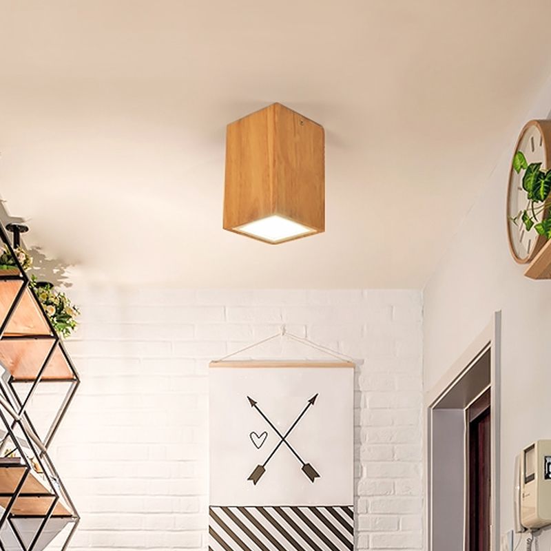 Round/Square Mini Corridor Ceiling Lamp Wooden 4"/6"/8" H LED Nordic Flush Mount Lighting in Beige