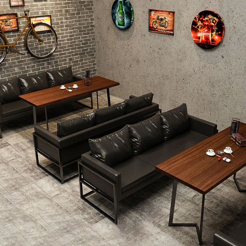Industrial Brauner Esstisch Massivholz Tisch mit Metallbasis für Esszimmer