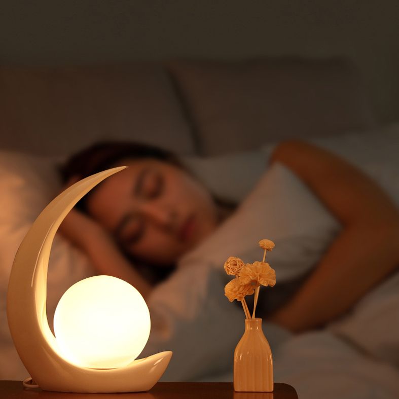 Lampada da tavolo ultramoderna Simplicity Moon Lampada da comodino in vetro bianco per camera da letto