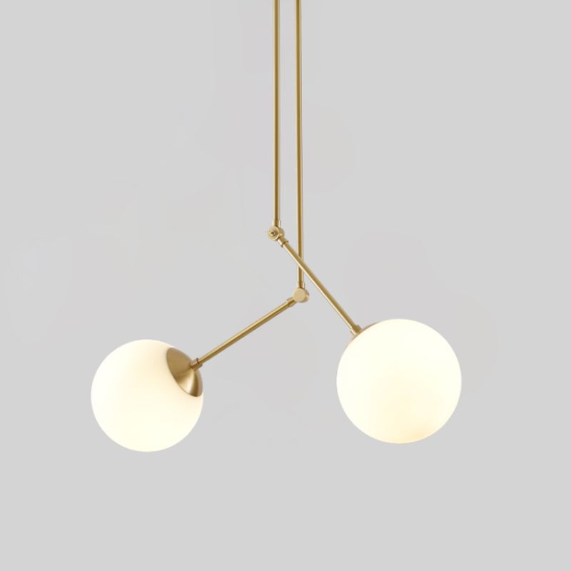 Einfacher Ball Multi -Light -Anhänger weißes Glas 2 Köpfe Wohnzimmer Deckenlampe in Messing mit verstellbarem Knoten