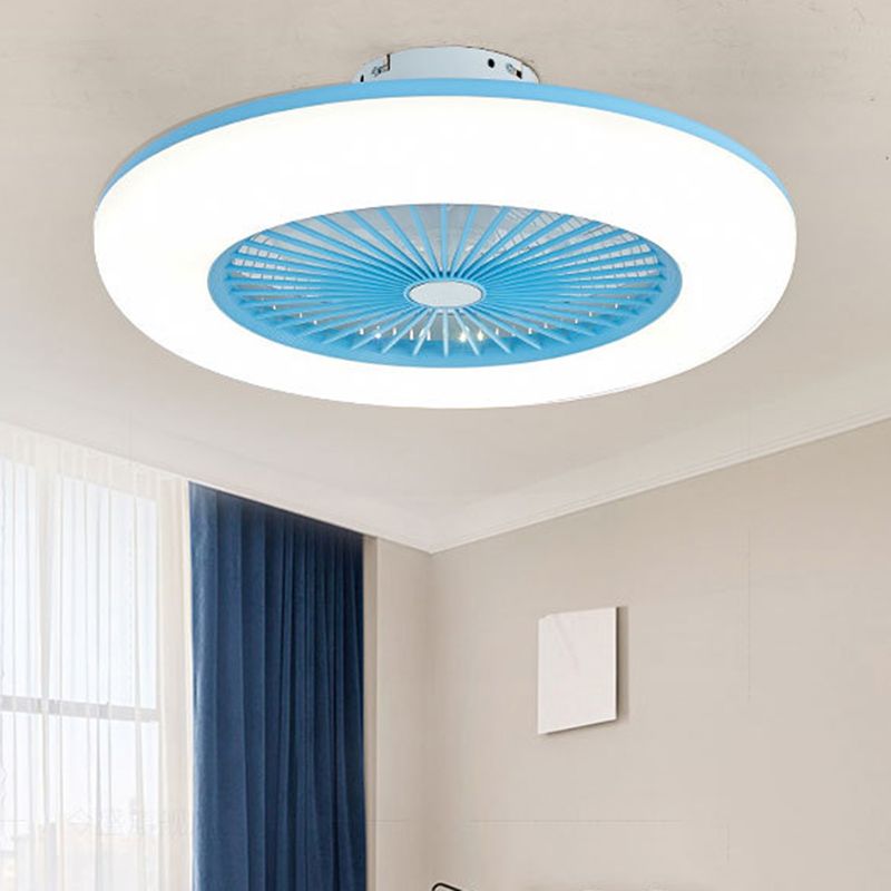 Kreisförmige Wohnheimzimmer LED Deckenlüfter Beleuchtung Metallmakaron unsichtbarer Blüterhalterung