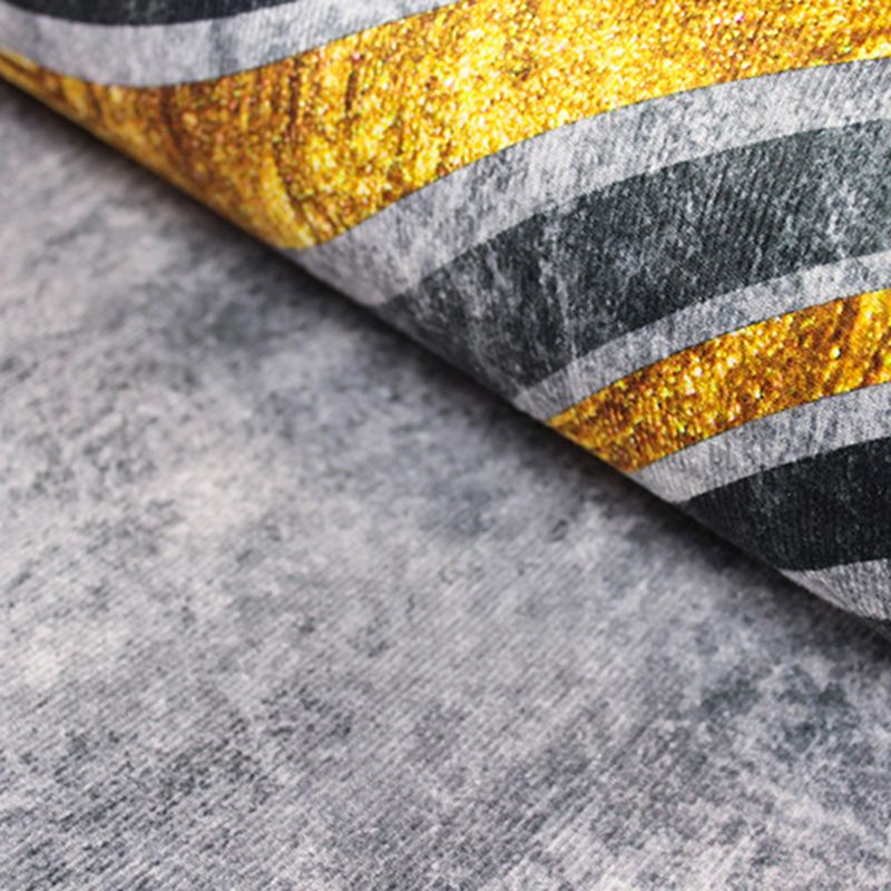 Gold Modern Rug Polyester Abstract Pattern Rug Non-Slip Backing Rug for Home Decor
