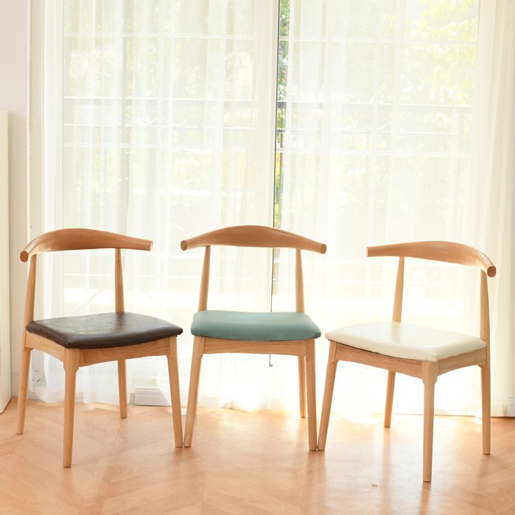 Sedia da pranzo a base multicolore in legno di gomma scandinava con 4 gambe