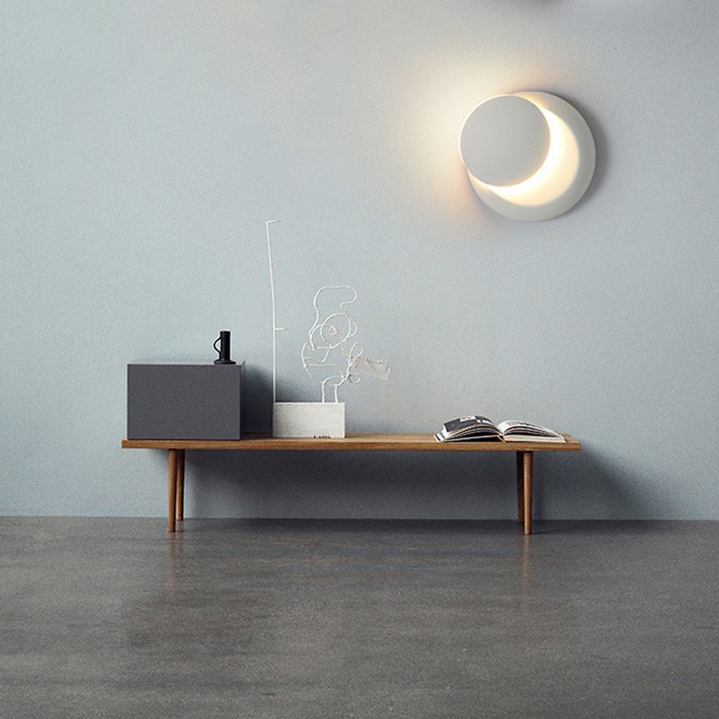 Round Disc Shape Wall Lamp Modern Style Acrylic 1 Light Sconce in White