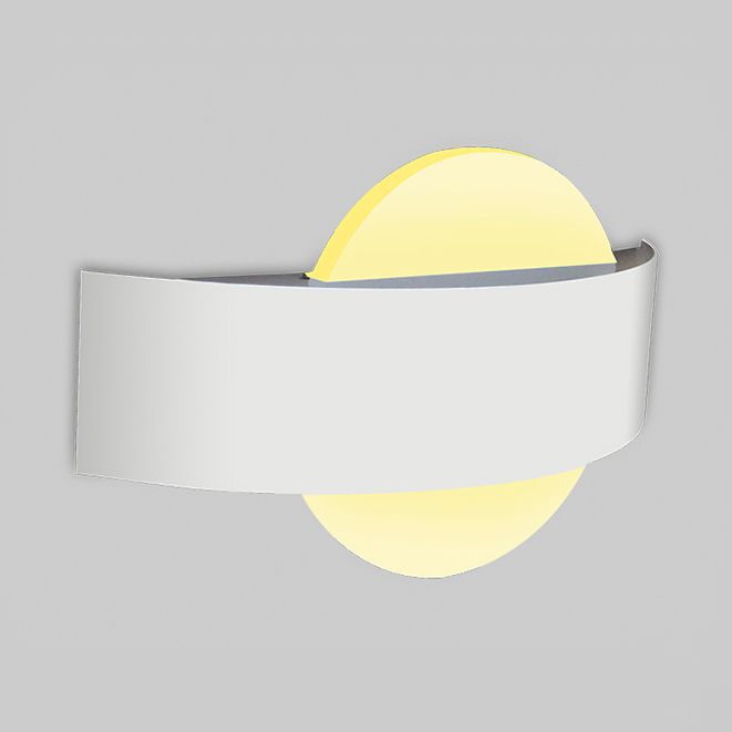 Runde/quadratische Acryl -Wandleuchte -Leuchte zeitgenössische LED Schwarz/Weiß -Finish -Wandlampe mit Metallrückenplatte in weißer/warmer Beleuchtung