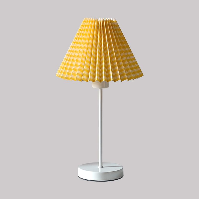 Luz de la mesa nocturna plegada roja/amarilla de la mesa de papel 1 lámpara de lectura de papel bulbo con base de hierro redondo