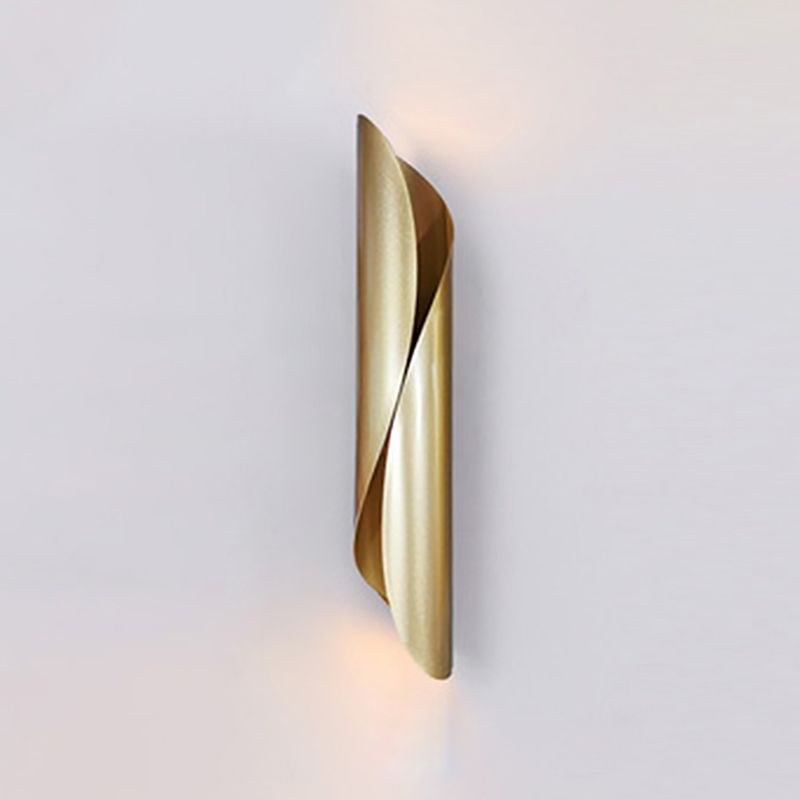 Lámpara de pared de retroiluminación de estilo de pared de metal de estilo posmoderno para el corredor de la noche