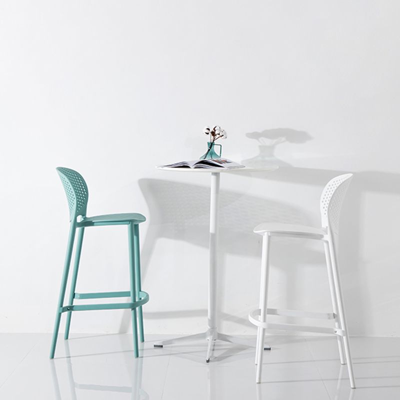 Modern Plastic Counter & Bar Stool Low Back Footrest Stool for Coffee Shop