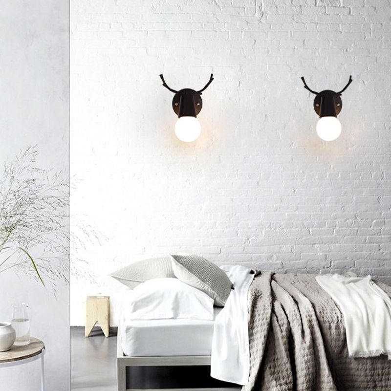 Single Golden Modernism Wooden Metal Wall Mounted Sconce for Bedroom