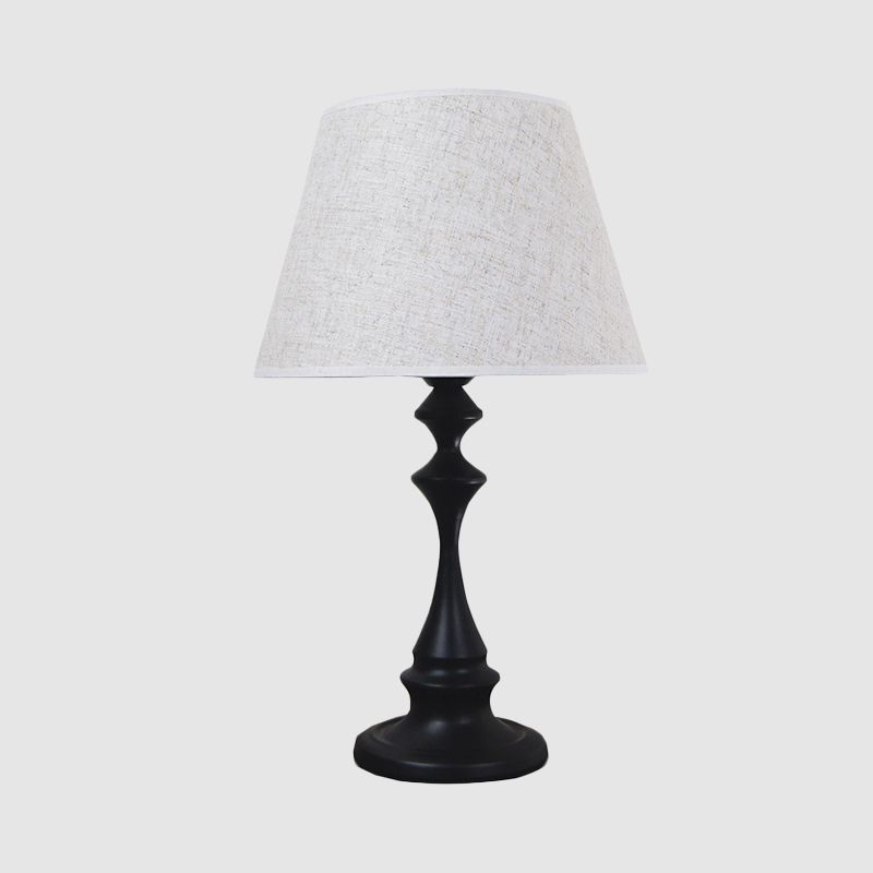 1 table d'étude de l'ampoule légère lampe de bureau blanc moderne avec une teinte en tissu fustile large