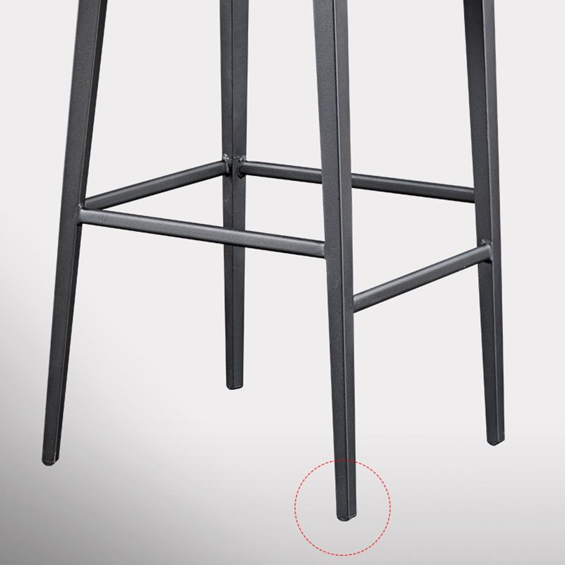 Contemporary Metal Counter Height Stools with Footrest Bar Stool in Silver