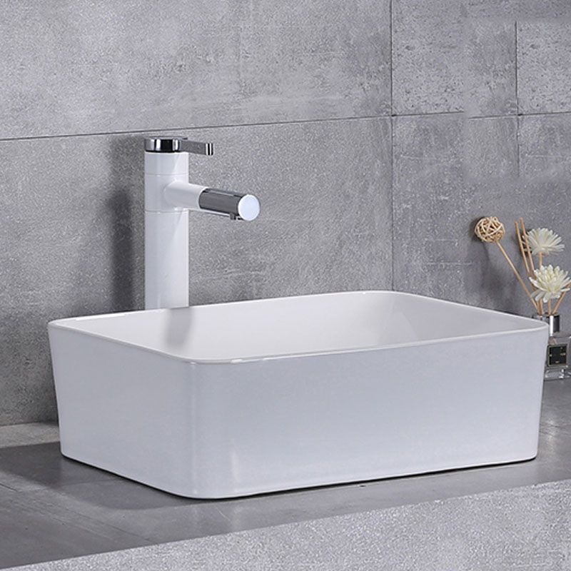 Bathroom Sink White Ceramic Faucet Single Handle Round Shape Sink