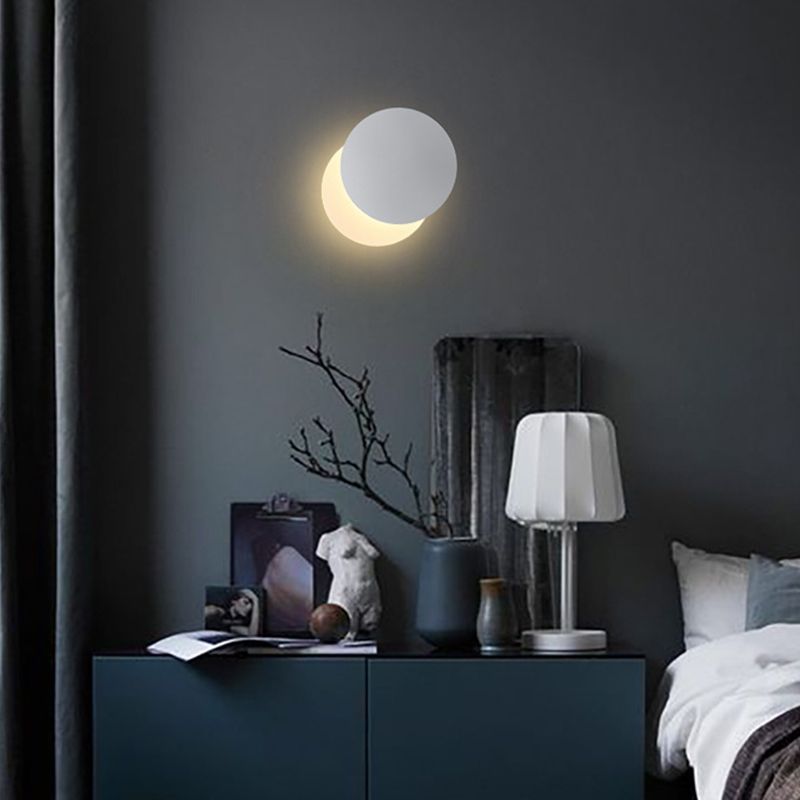 Lampada a parete rotabile circolare in stile moderno in ferro da stiro a led da parete con ombra acrilica