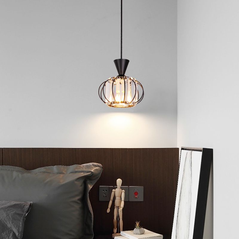 1 tête Crystal Prism Pendant Lighting Modern Eleging Hanging Lightture avec une teinte lanterne en noir / or pour la chambre